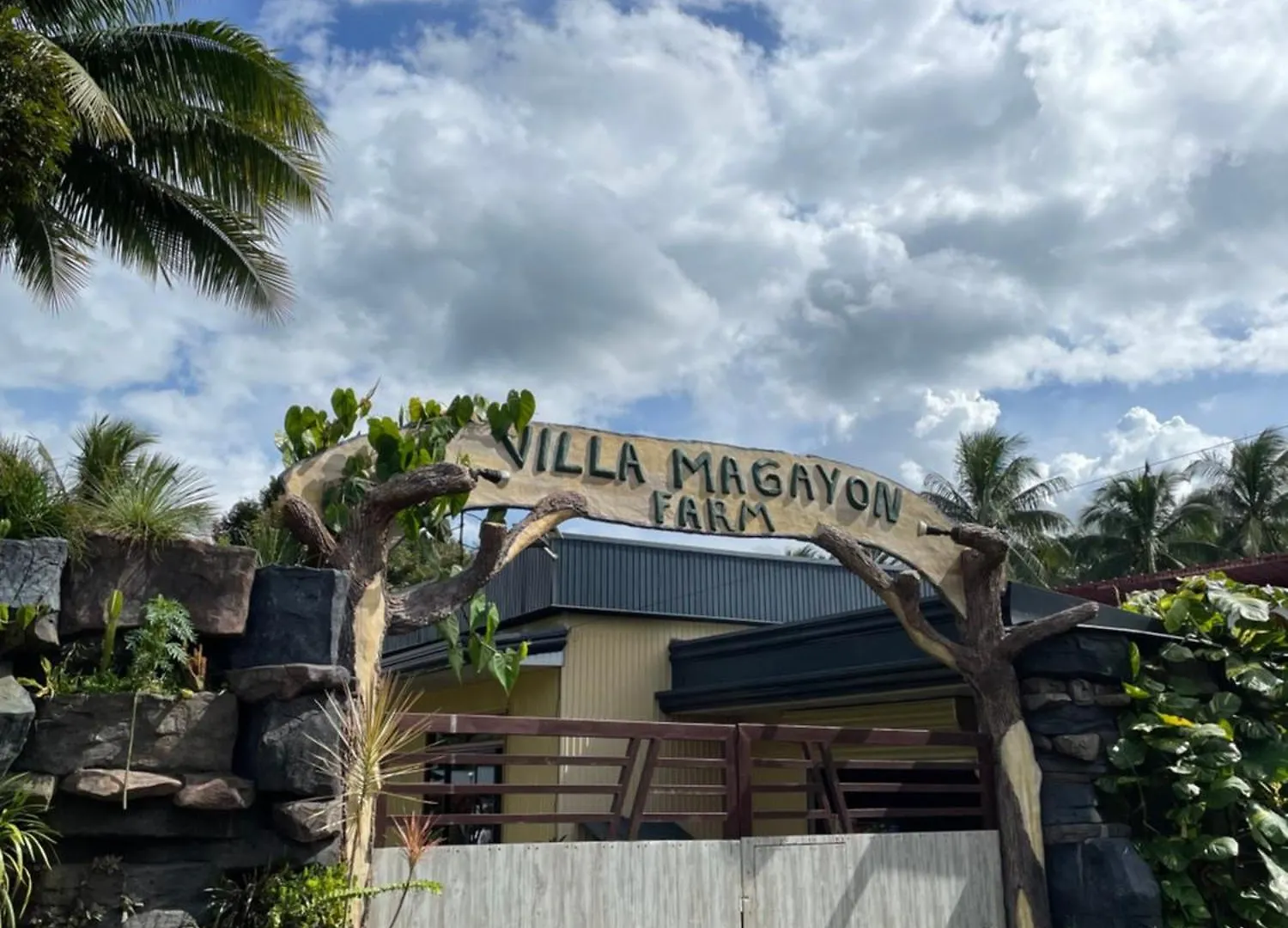 Hotel Magayon Integrated Farm Davao Filipiny